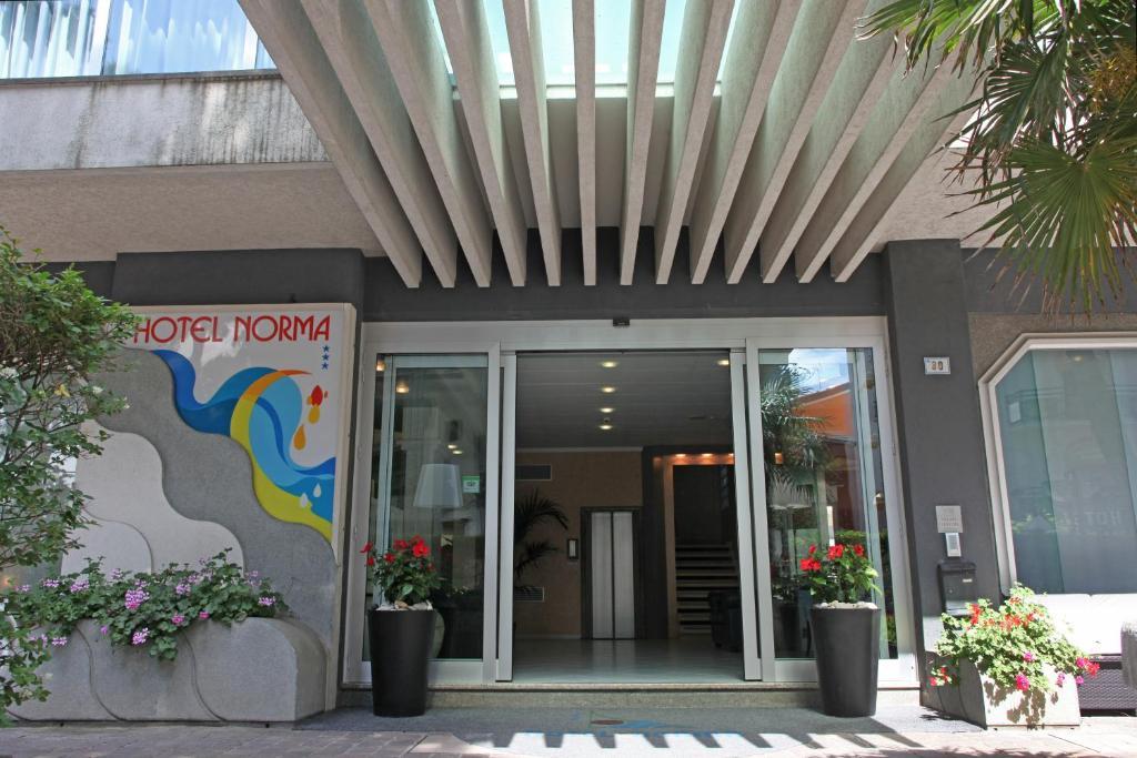 Hotel Norma Misano Adriatico Exterior photo